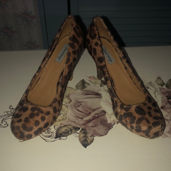 Leopard print heels - Picture 3 of 4